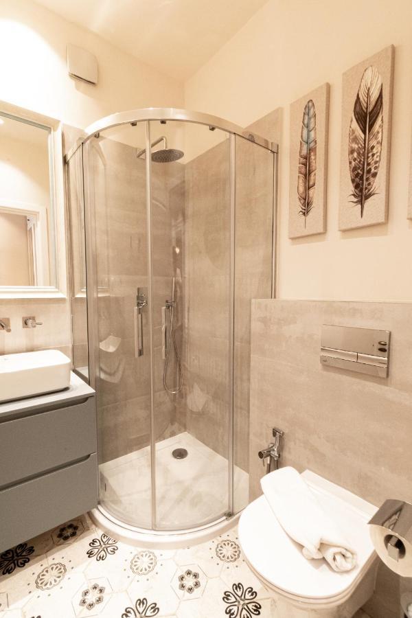 Black Gate - Quiet Studio In The Heart Of Old Town With Free Private Secured Parking Брашов Екстериор снимка